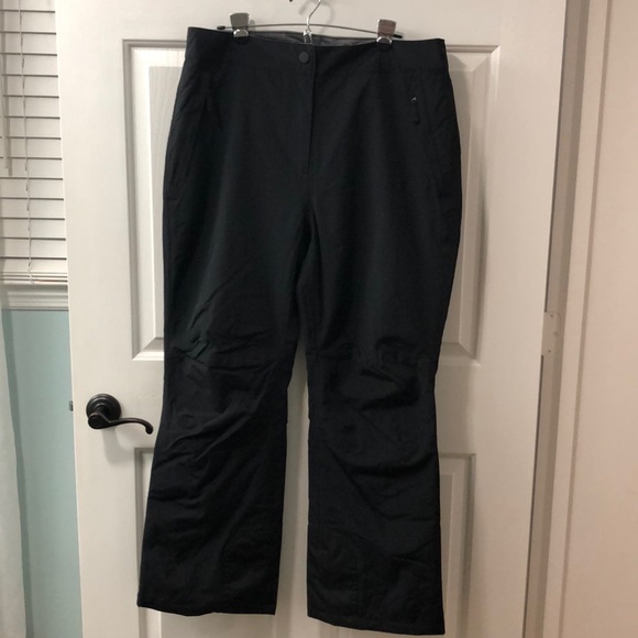 Lands' End Jackets & Blazers - Lands’ End black ski/snow pants size L